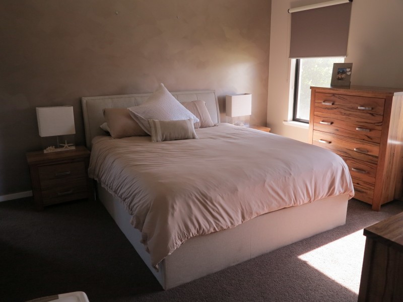 16 Jubilee Road, Glen Iris WA 6230