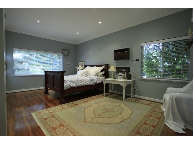 4 Hesperia Ave, City Beach WA 6015