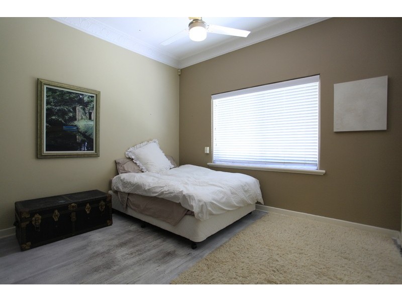 4 Hesperia Ave, City Beach WA 6015