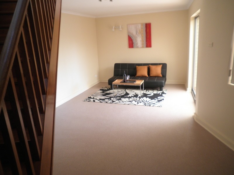 8 Yarramie Avenue, Banksia Park SA 5091