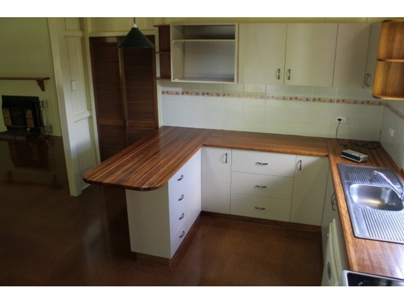 10 Listohan Street, North Toowoomba QLD 4350