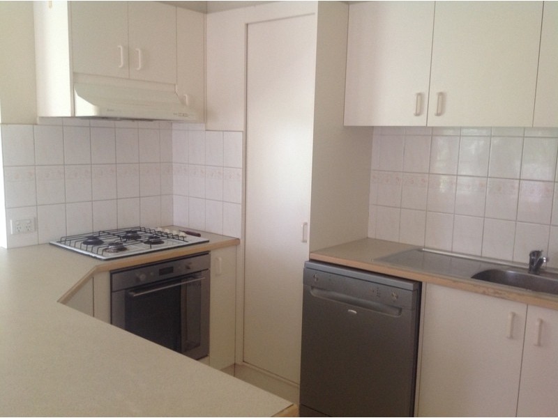 2/2 Lagnicourt Street, Hampton VIC 3188