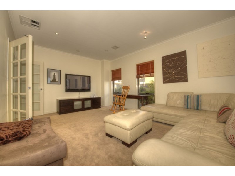 354 Gundaroo Drive, Gungahlin ACT 2912