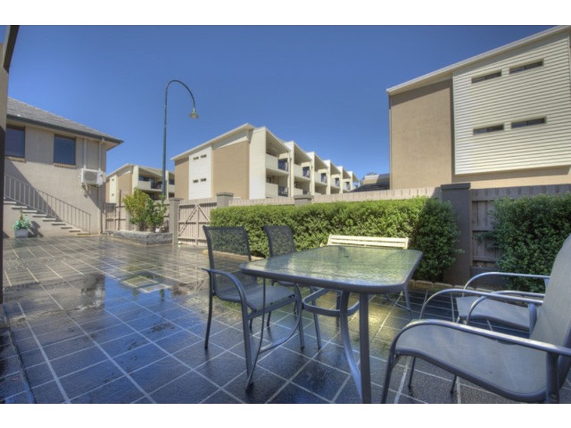 354 Gundaroo Drive, Gungahlin ACT 2912