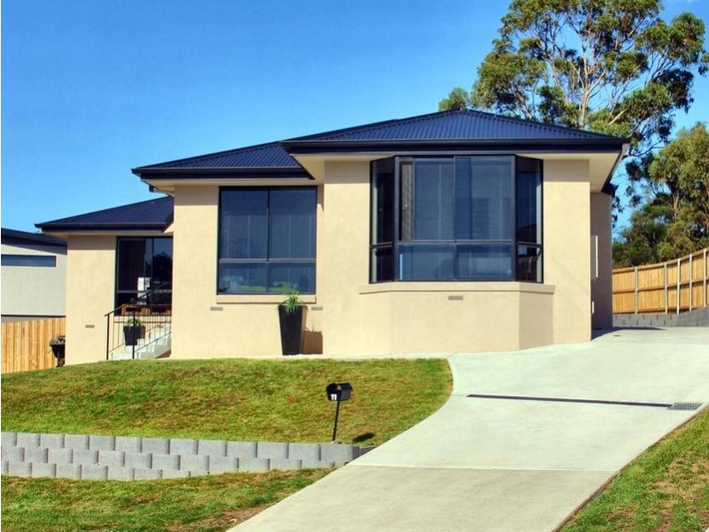11 Piccolo Crt, Mornington TAS 7018