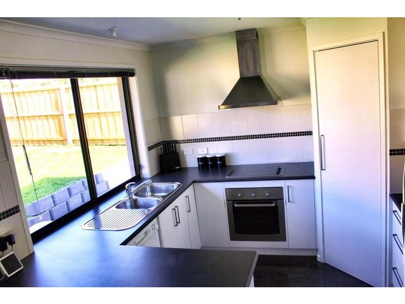 11 Piccolo Crt, Mornington TAS 7018