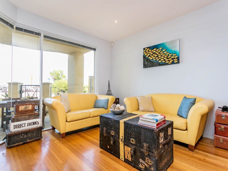 19B Alexa Road, North Haven SA 5018