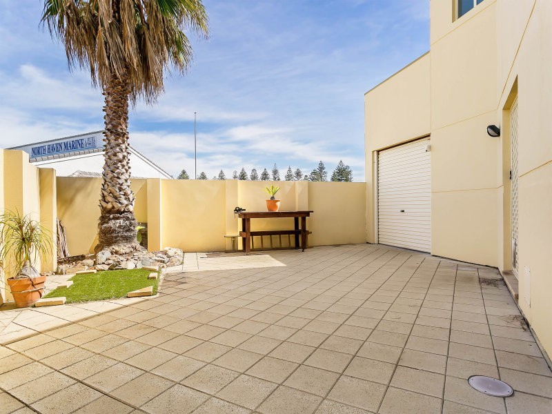 19B Alexa Road, North Haven SA 5018