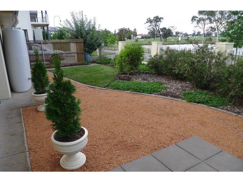 27 Katoomba St, Harrison ACT 2914