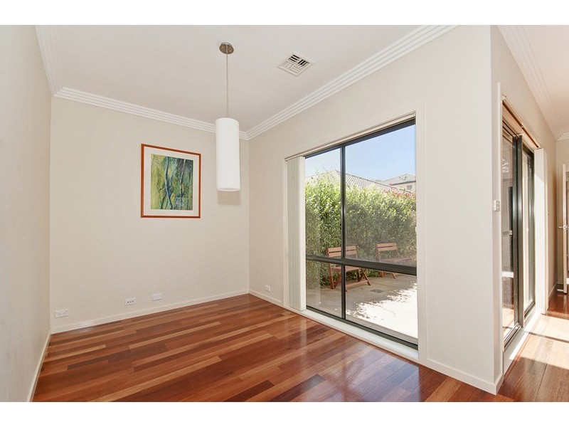 27 Katoomba St, Harrison ACT 2914