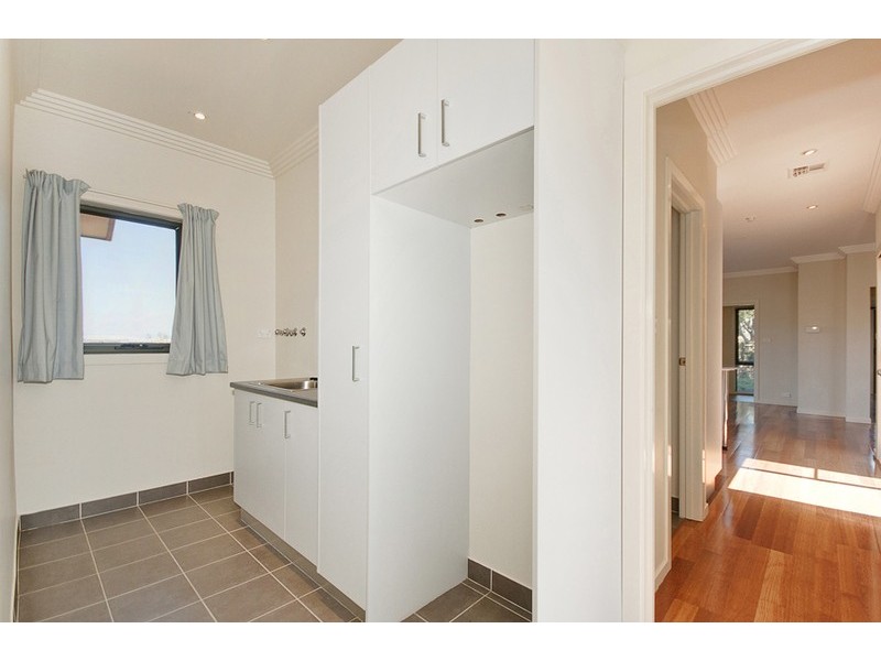 27 Katoomba St, Harrison ACT 2914