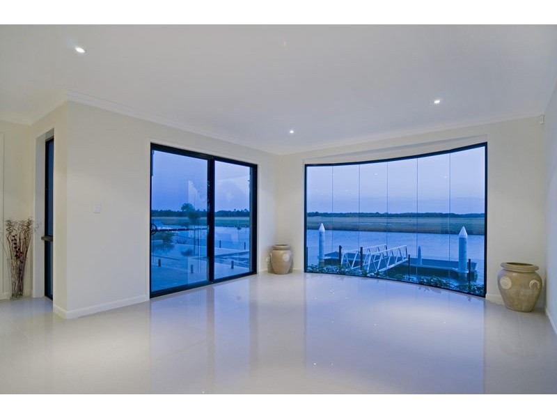 27 Windward Place, Jacobs Well QLD 4208