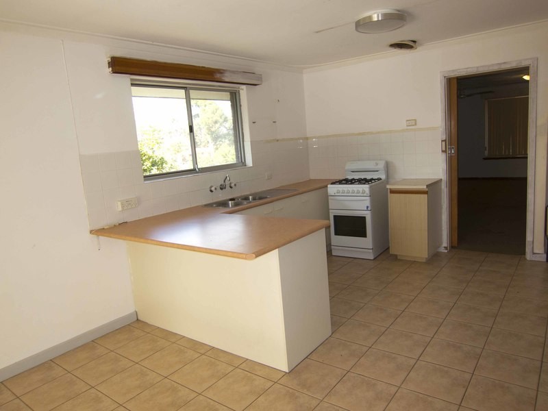 4 Martell Street, Warnbro WA 6169