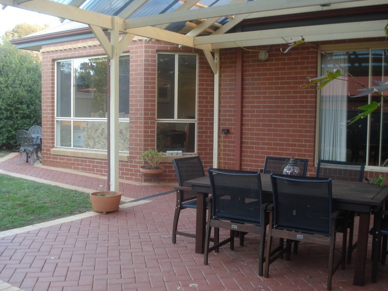 9 Bourke Drive, Bendigo VIC 3550