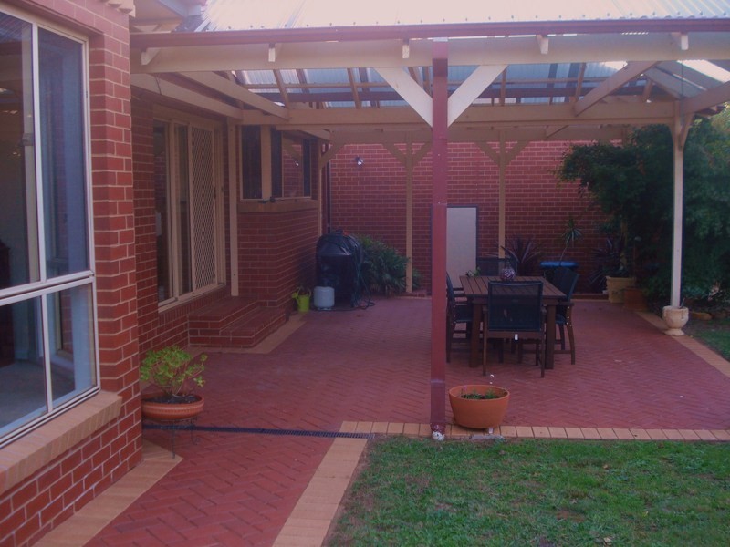 9 Bourke Drive, Bendigo VIC 3550