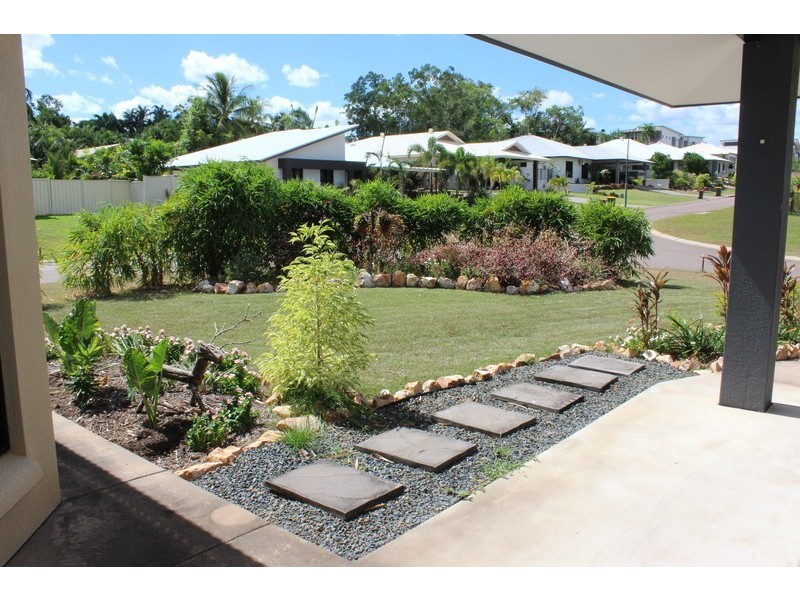 56 Deane Crescent, Rosebery NT 0832