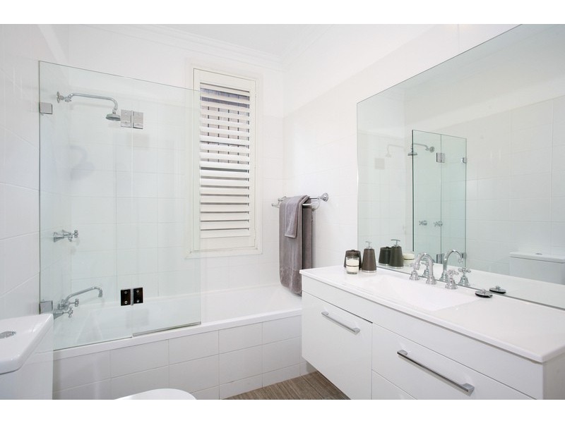 2 Charlotte Street, Lilyfield NSW 2040