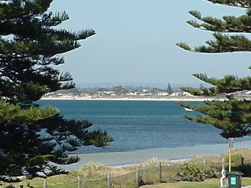 1/3 Fraser Street, Rockingham WA 6168