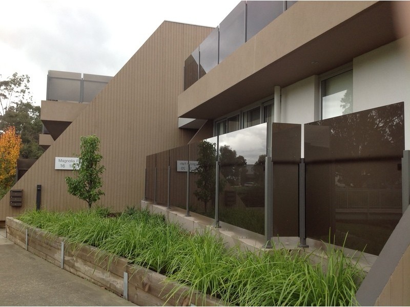 6 Magnolia Path, Maidstone VIC 3012