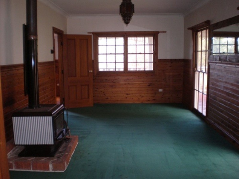 27 Mackeys Lane, Robertson NSW 2577