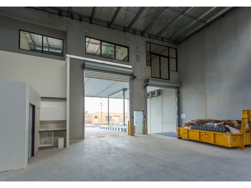 2/27A Dawson Street, Coburg North VIC 3058