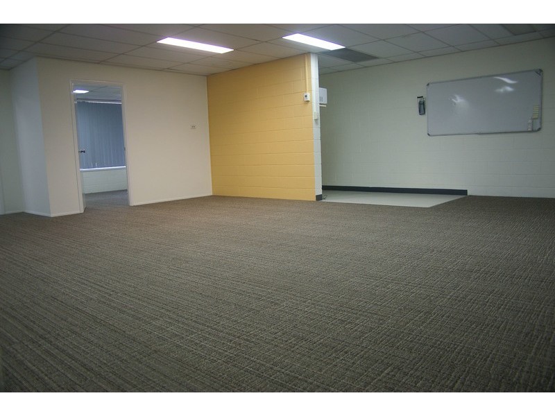 2/22 Collinsvale Street, Rocklea QLD 4106