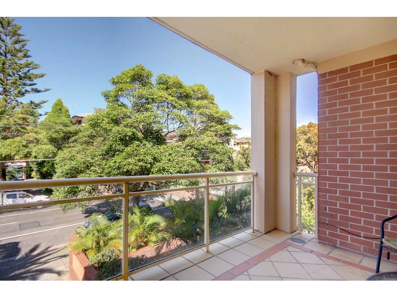 8/106 Pacific Parade, Dee Why NSW 2099
