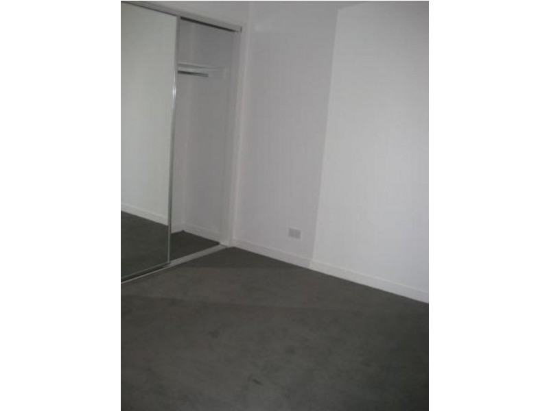 12.05/240 Barkly Street, West Footscray VIC 3012