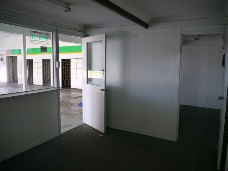 76 Gladstone Road, Rockhampton City QLD 4700