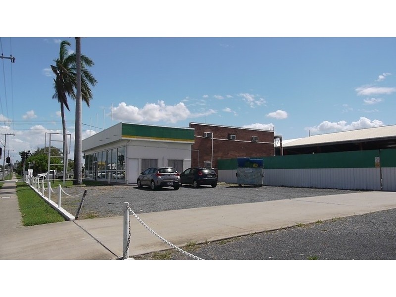 76 Gladstone Road, Rockhampton City QLD 4700
