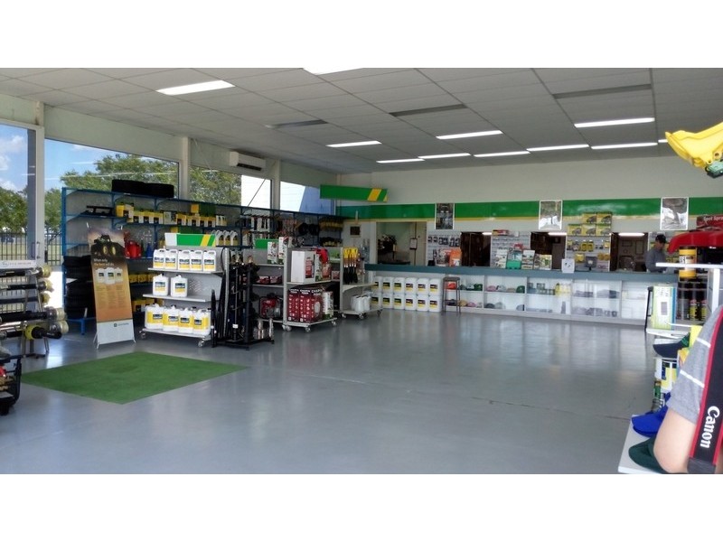 76 Gladstone Road, Rockhampton City QLD 4700