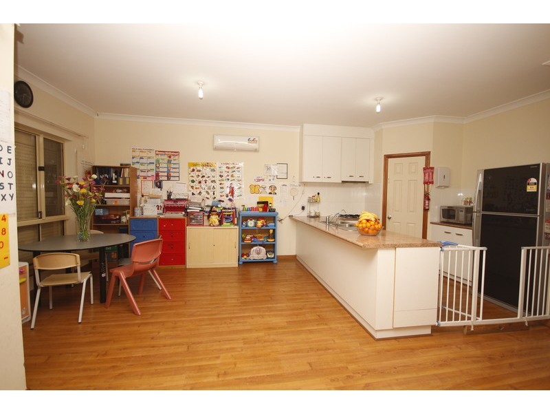 2 Tenth Avenue, Woodville North SA 5012