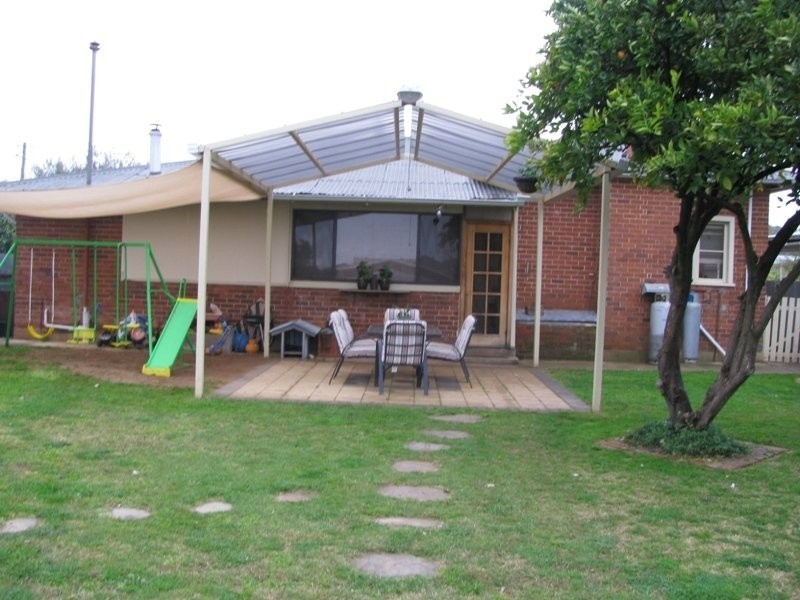3 Davidson St, The Rock NSW 2655