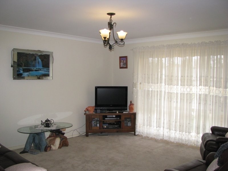 3 Boree Ave, Forest Hill NSW 2651