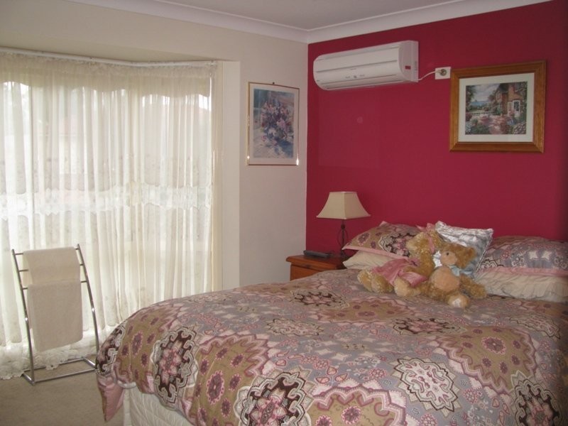 3 Boree Ave, Forest Hill NSW 2651