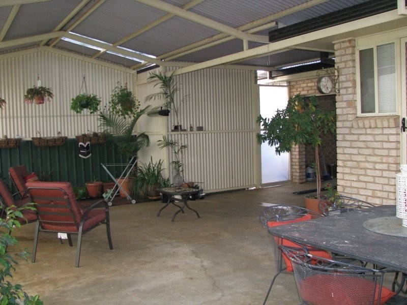 3 Boree Ave, Forest Hill NSW 2651