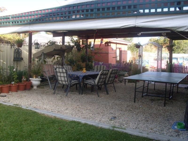 4 First St, Henty NSW 2658