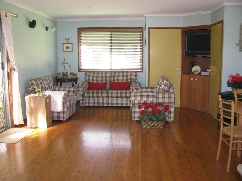 19 Logan St, Coolamon NSW 2701
