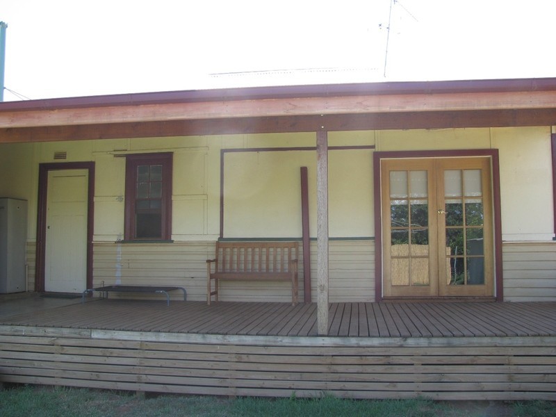 18 Mimosa St, Coolamon NSW 2701