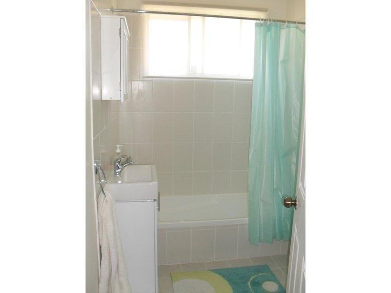 9-11 Hill St, Ganmain NSW 2702