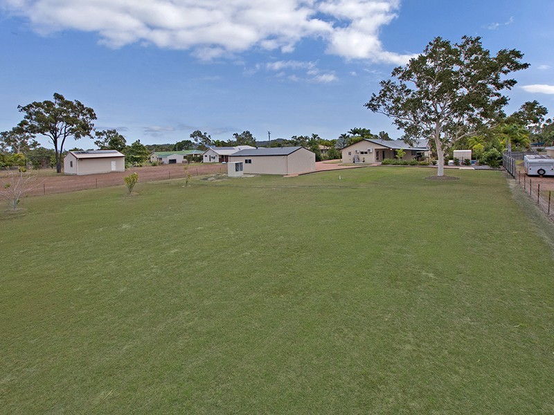 12 Loriston Road, Mount Low QLD 4818