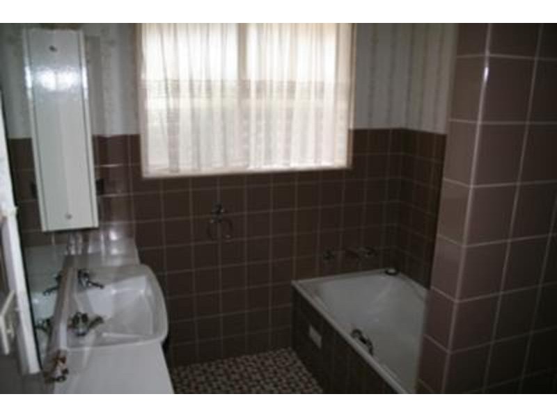 33 Ford St, Ganmain NSW 2702