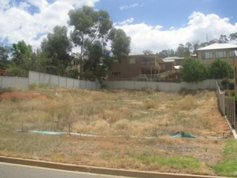 52 Amaroo Street, Kooringal NSW 2650
