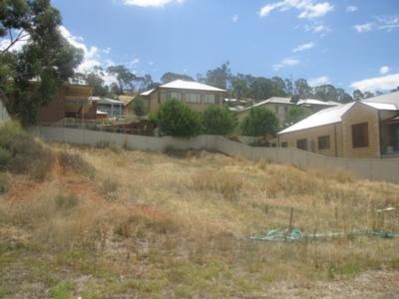 52 Amaroo Street, Kooringal NSW 2650