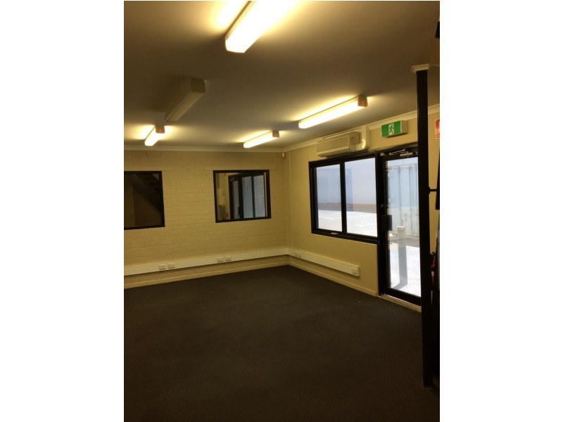 6/117 Ewing Street, Welshpool WA 6106