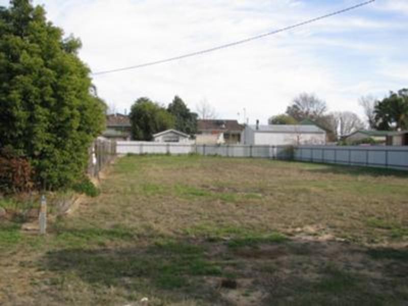 16 Veale Street, Ashmont NSW 2650