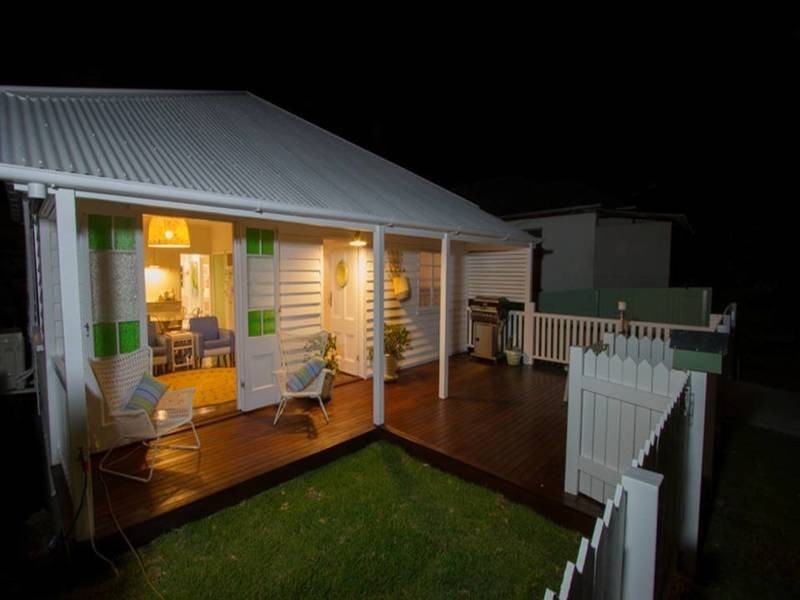 94 Lower Cairns Terrace, Paddington QLD 4064