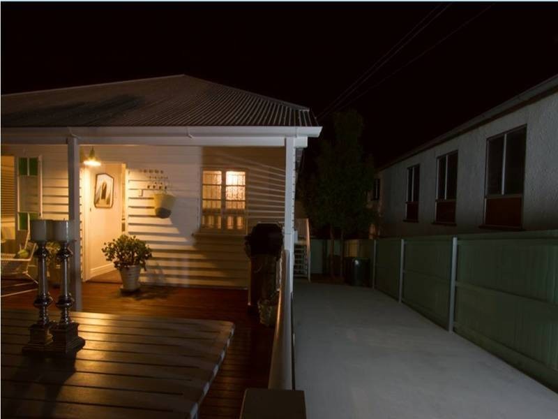 94 Lower Cairns Terrace, Paddington QLD 4064