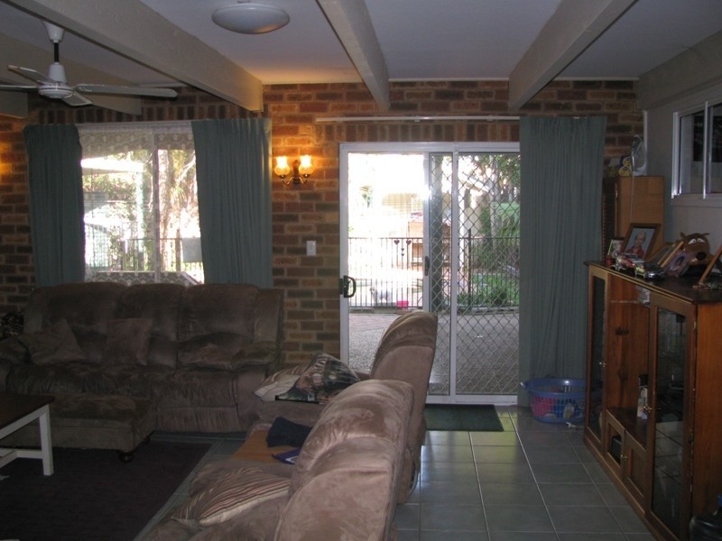 48 Jasmin Crescent, Lake Albert NSW 2650