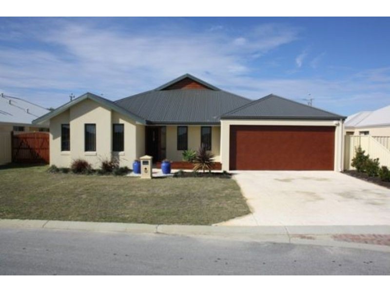 12 Arpenteur Turn, Madora Bay WA 6210